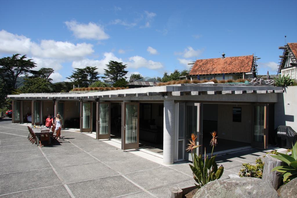 Ahu Ahu Beach Villas Oakura Phòng bức ảnh